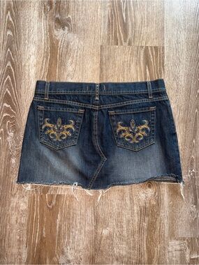 vintage Y2K Women’s Dark Blue Embroidered Denim Mini Skirt
